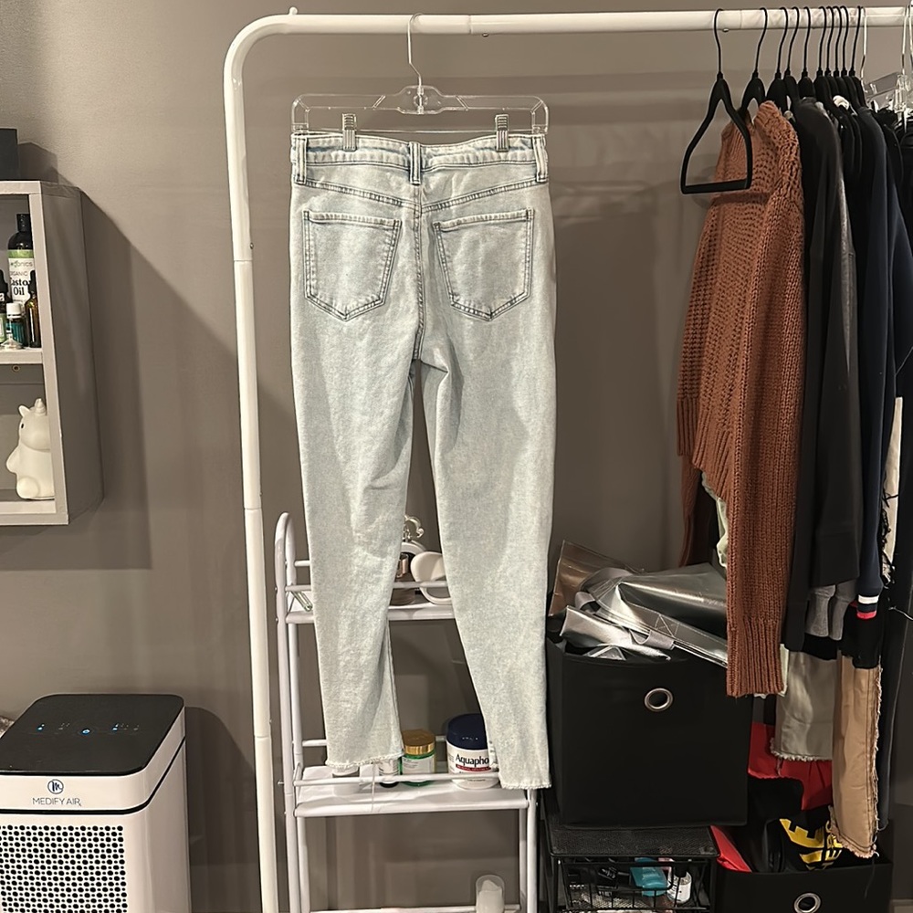 SO Ripped Jeans - Picture 2 of 3